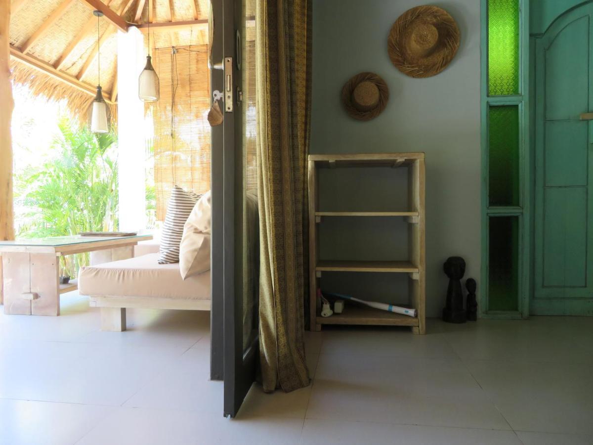 Breathe Villa Meno Gili Meno Exterior foto