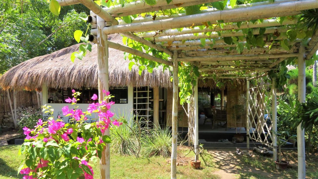 Breathe Villa Meno Gili Meno Exterior foto